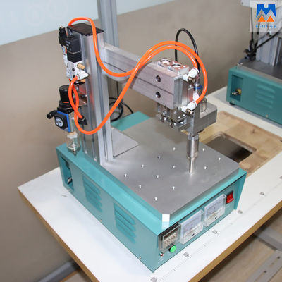 máquina de Ultrasonic Spot Welding do soldador do ponto de Earloop da máscara protetora 35KHz