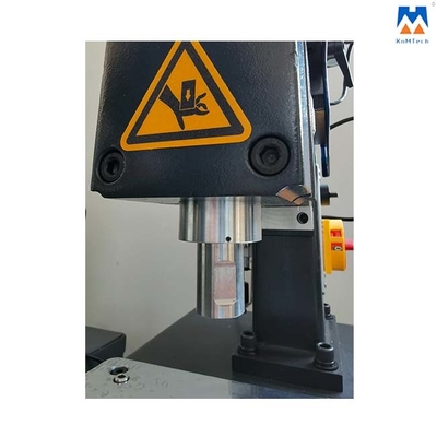 a máquina de solda plástica ultrassônica Mutiple de 20KHz 3000W funciona